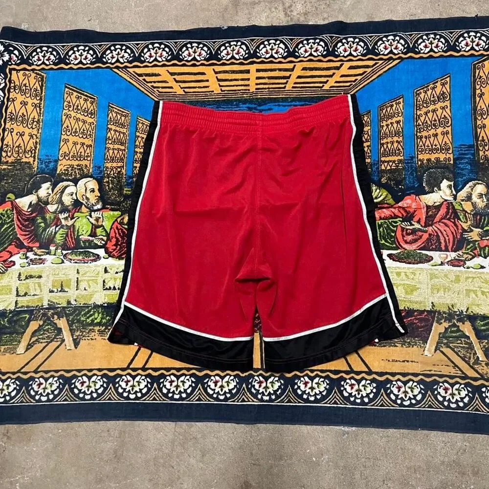 Adidas Chicago Bulls basketball shorts mesh baggy size xl sportswear NBA y2k